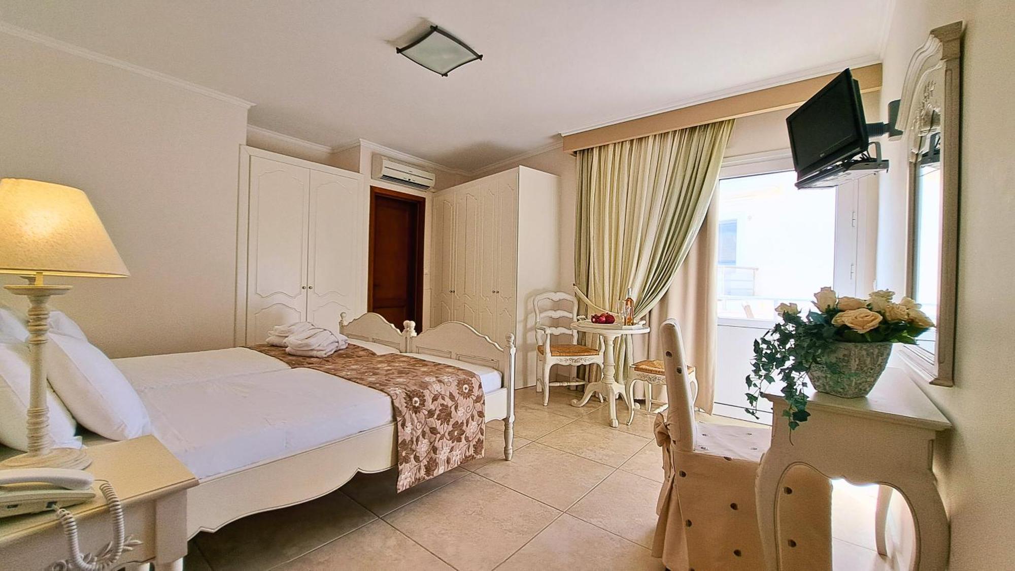 Hotel Astron Princess Karpathos Luaran gambar