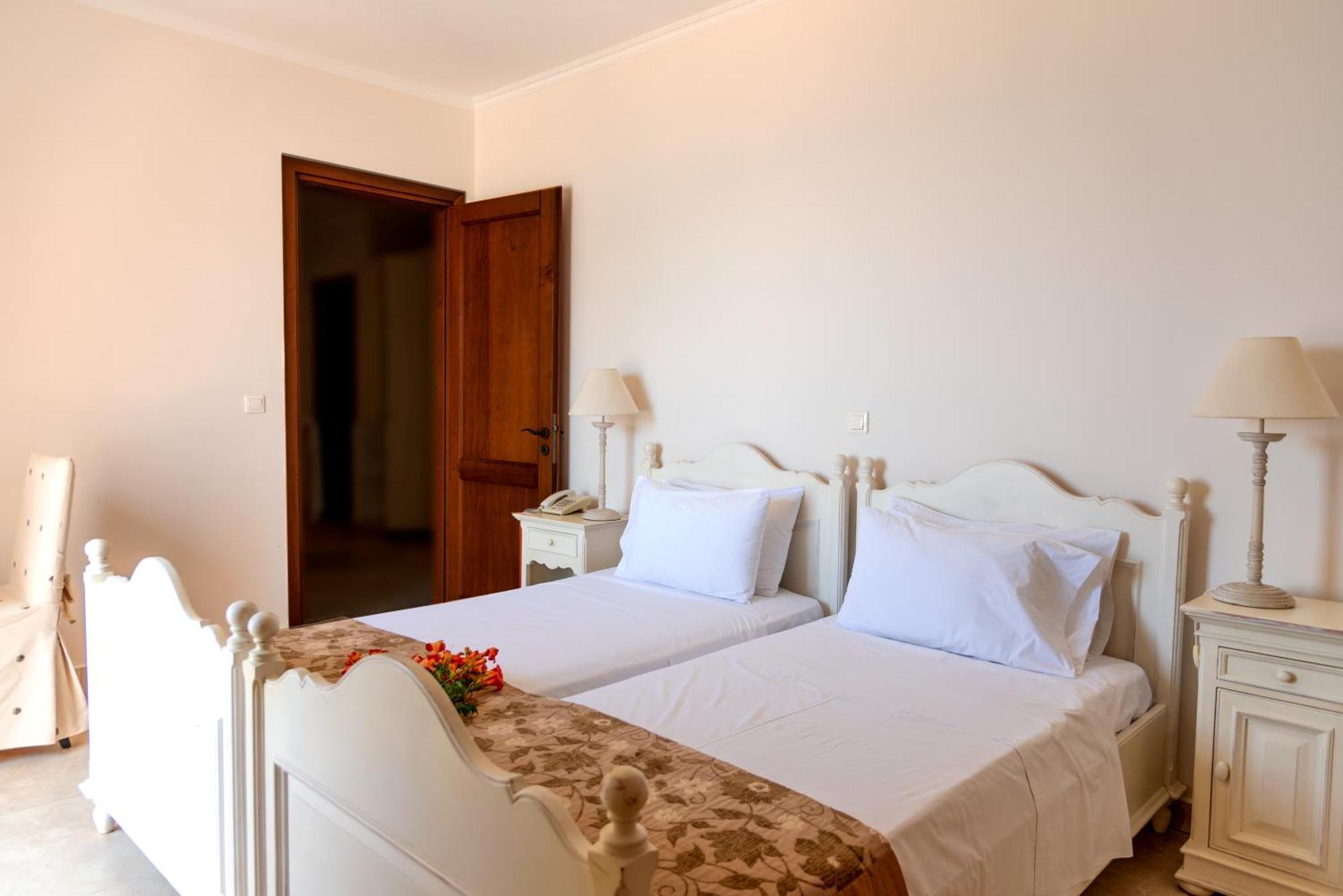 Hotel Astron Princess Karpathos Luaran gambar